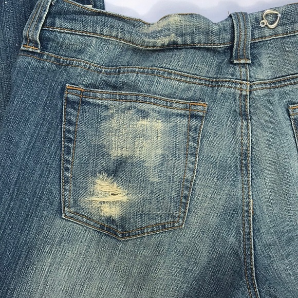 🌻 3/25 🌻 Boho Hippie Distressed Flare Leg Jeans - Picture 10 of 10